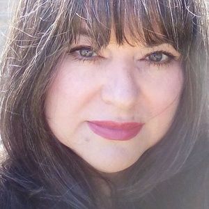 Meet your Posher, Renee